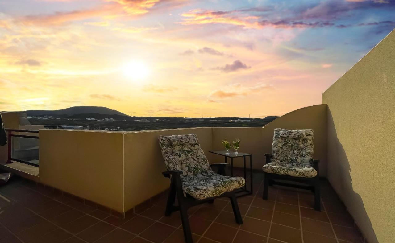 Sunset Corralejo Con Solarium Privado كوراليهو المظهر الخارجي الصورة